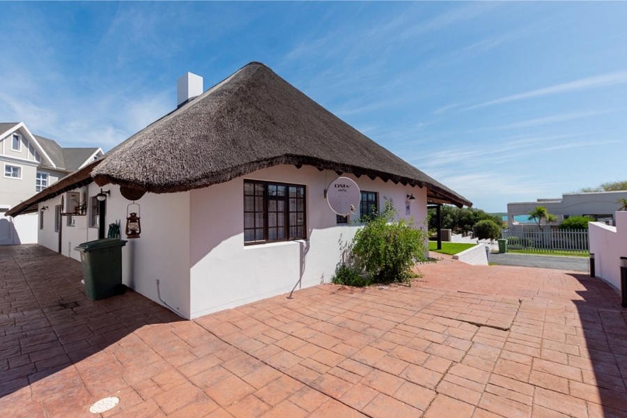 5 Bedroom Property for Sale in Myburgh Park Western Cape